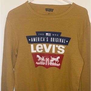Levi’s long sleeve